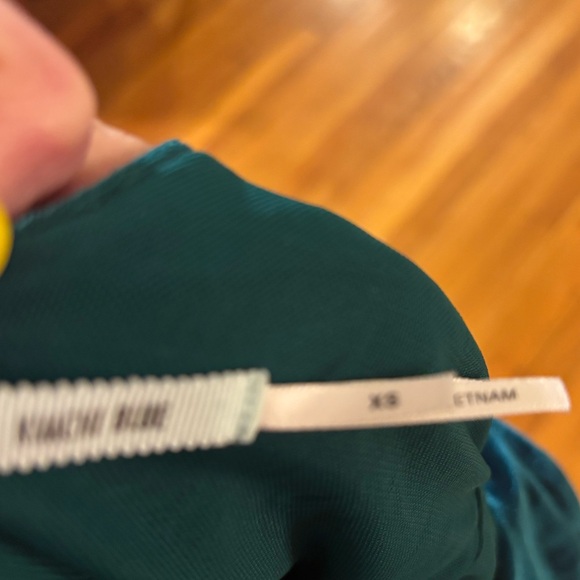 Urban outfitters size xs green velvet dress! Kimichi blue - Picture 6 of 6